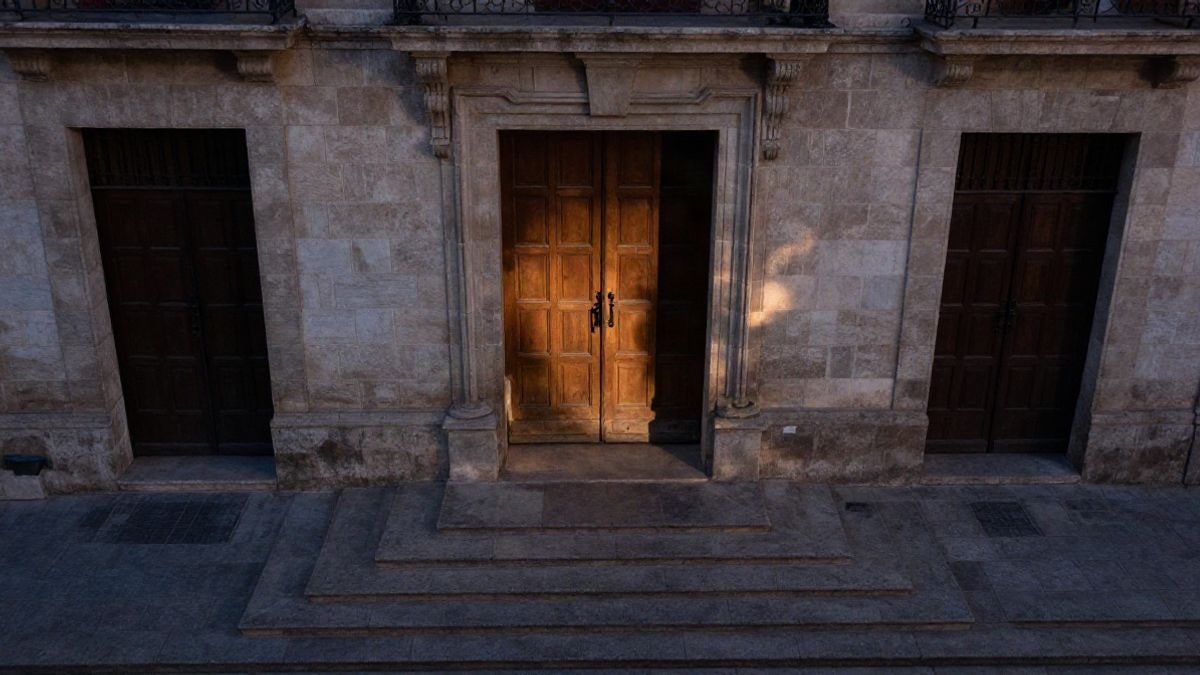Imagen ilustrativa: vista cenital de la entrada de un juzgado al atardecer