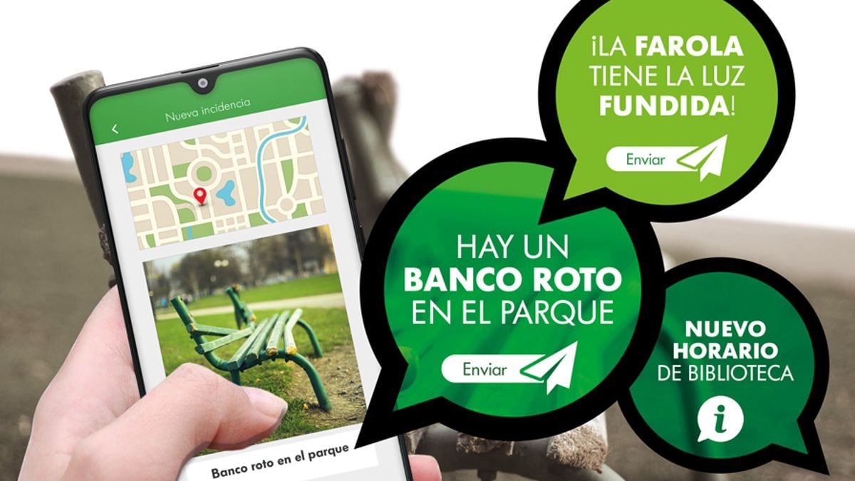 Imagen ilustrativa: primer plano de un teléfono móvil con una aplicación de mapa y chinchetas de ubicación