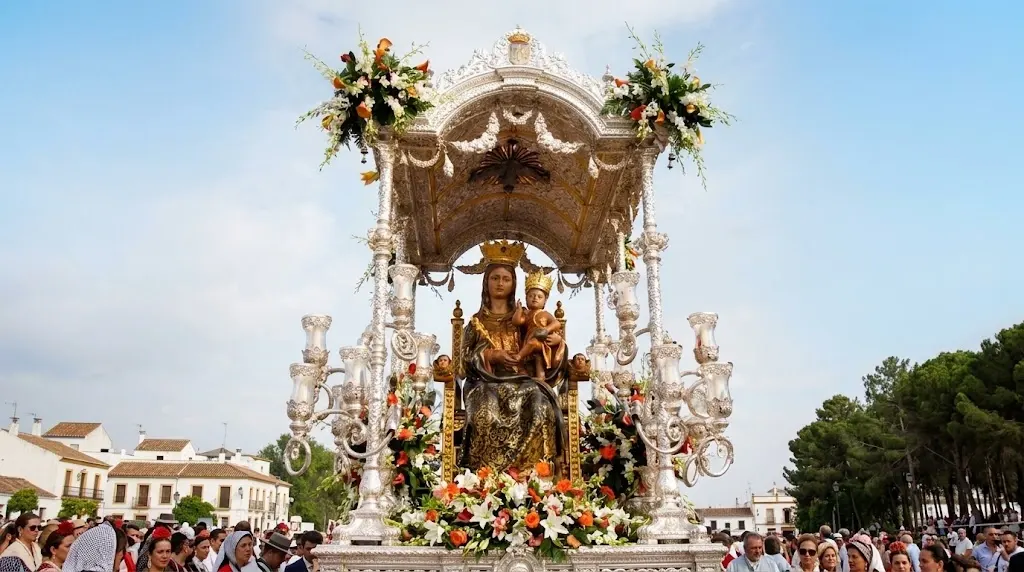 Virgen de la Bella en Lepe.