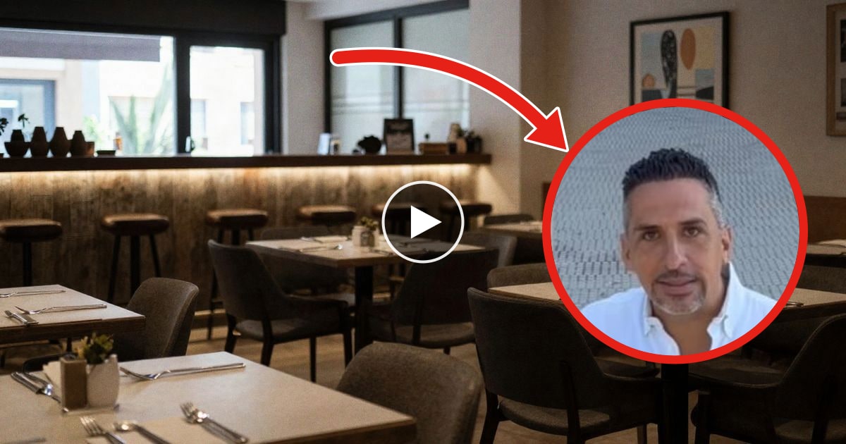 Imagen ilustrativa: interior de un restaurante moderno vacío, con mesas y sillas preparadas y luz cálida